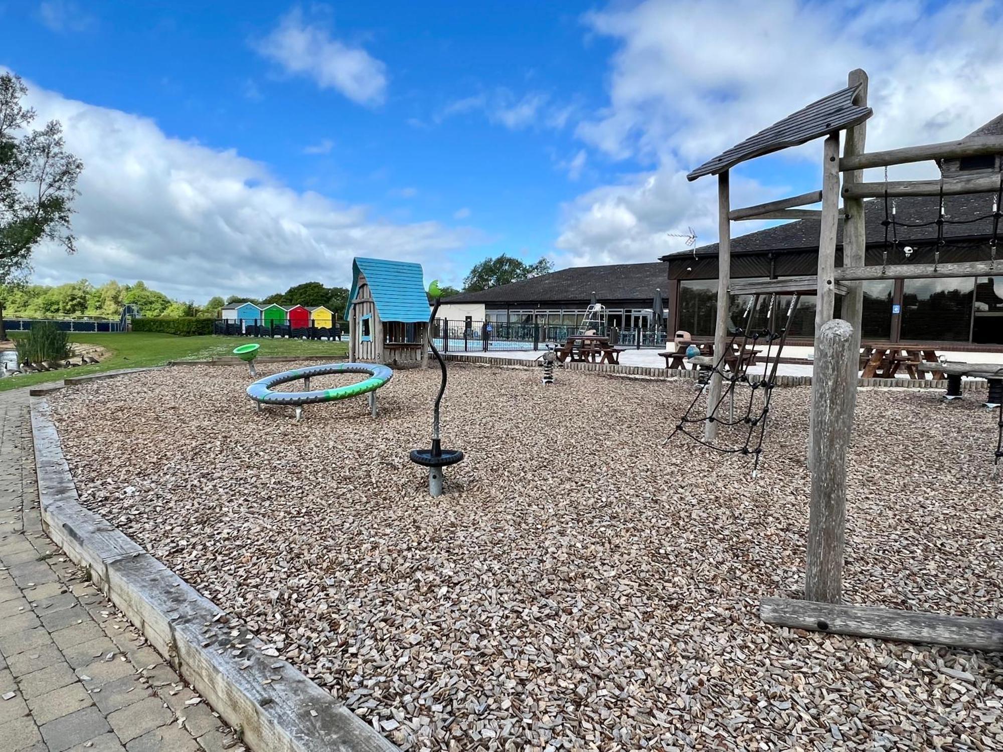 The Boat House, Hot Tub Lodge South Cerney Exterior foto